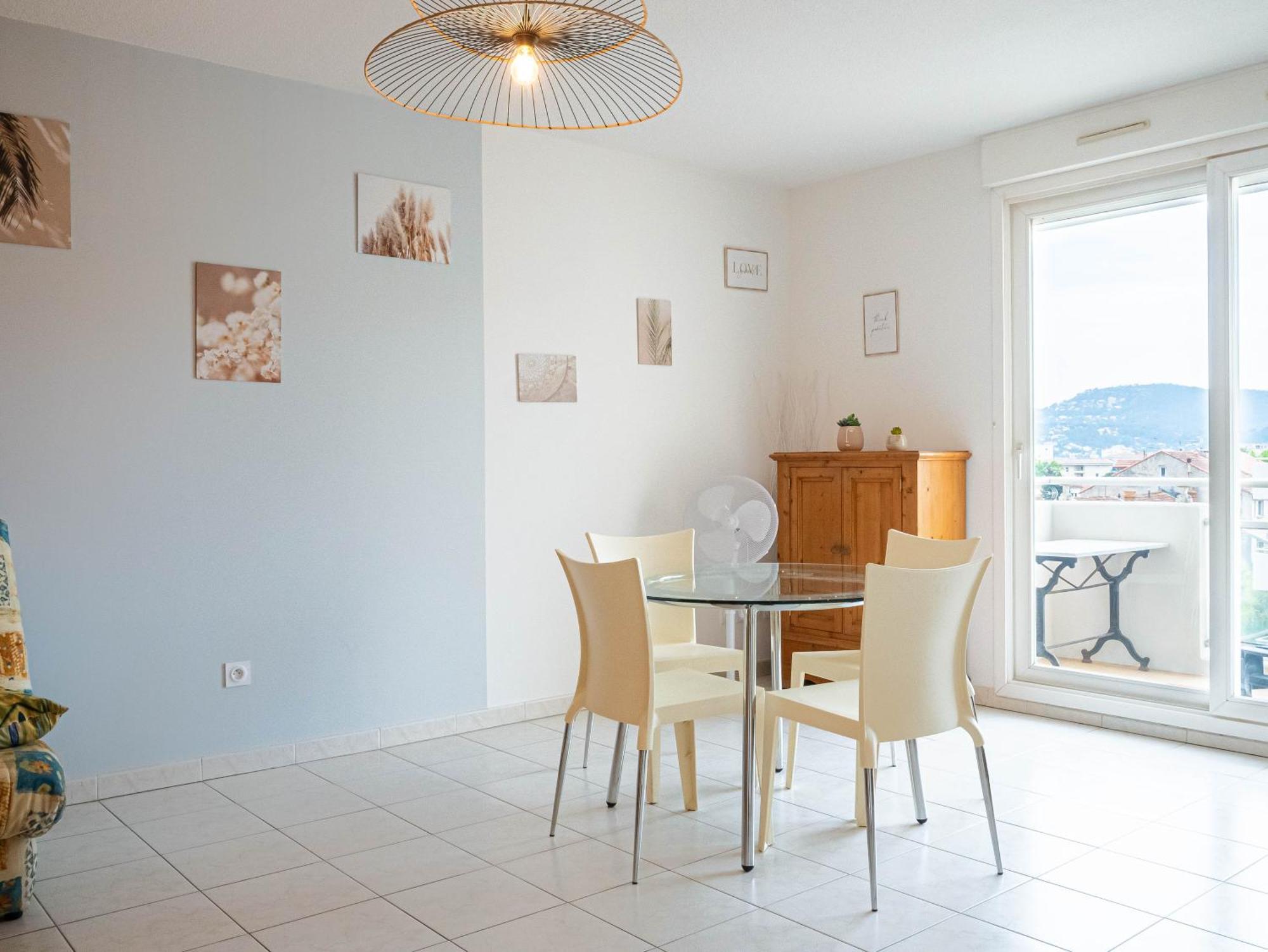 T2 Tout Confort Proche Centre Hyeres & Plages 외부 사진
